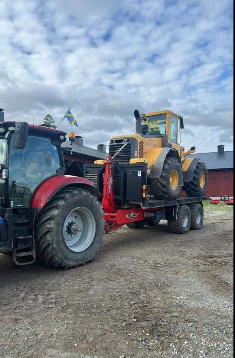 Fendt cu container BIGAB de pietriș